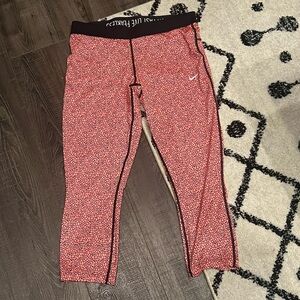 Nike Workout Capri Leggings